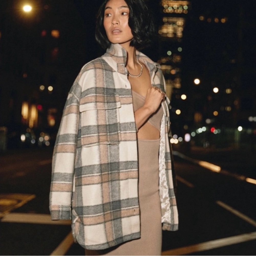 NWOT Abercrombie & Fitch Oversized Cozy Shirt Jacket - Picture 4 of 7